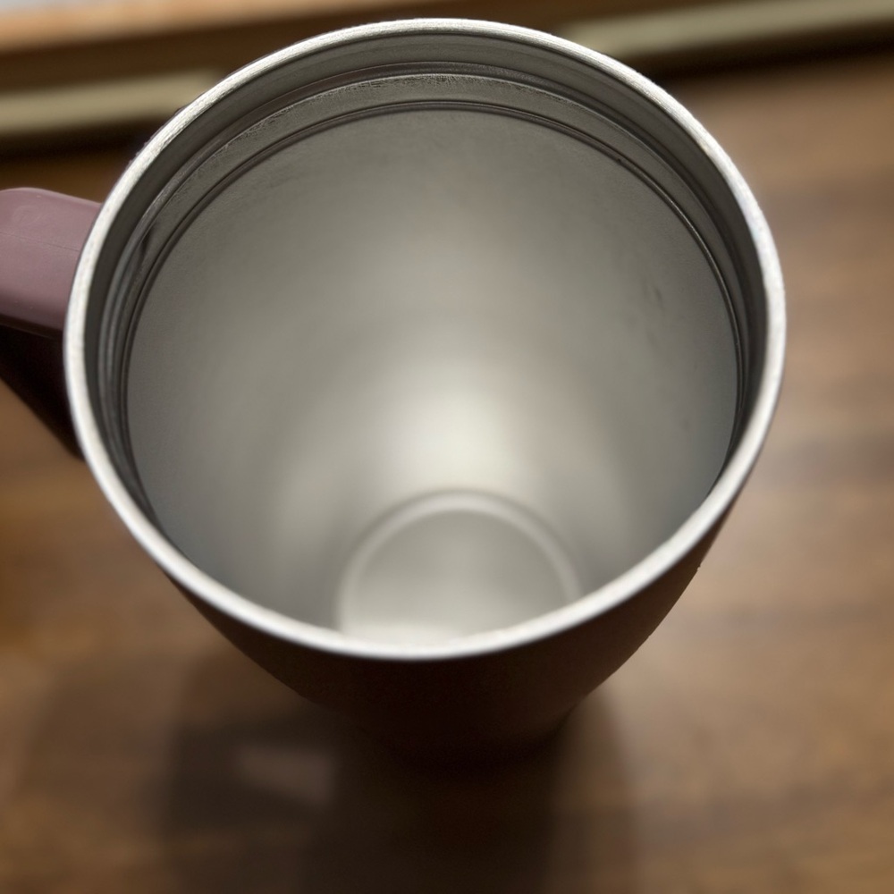 Brumate Era 30oz Tumbler with handle. 100% leak proof and insulated. - Picture 3 of 3